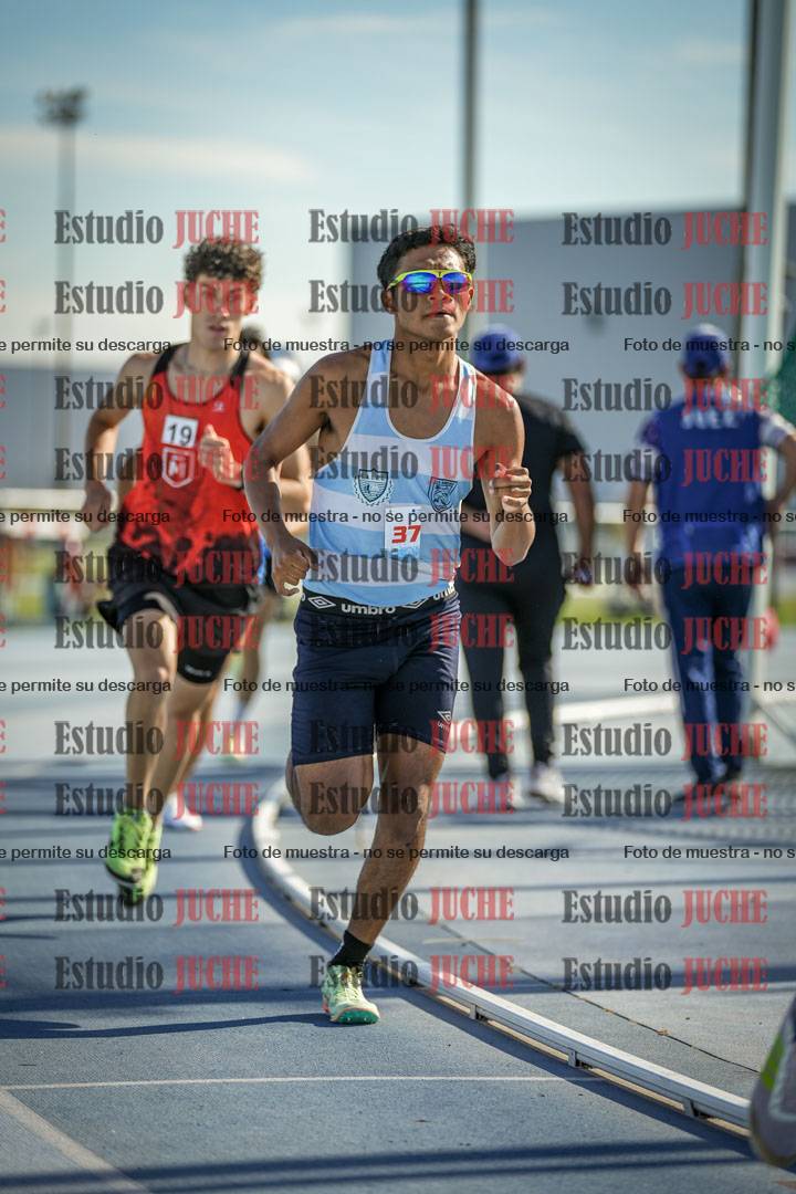 Fotos de los 1500 m llanos de varones