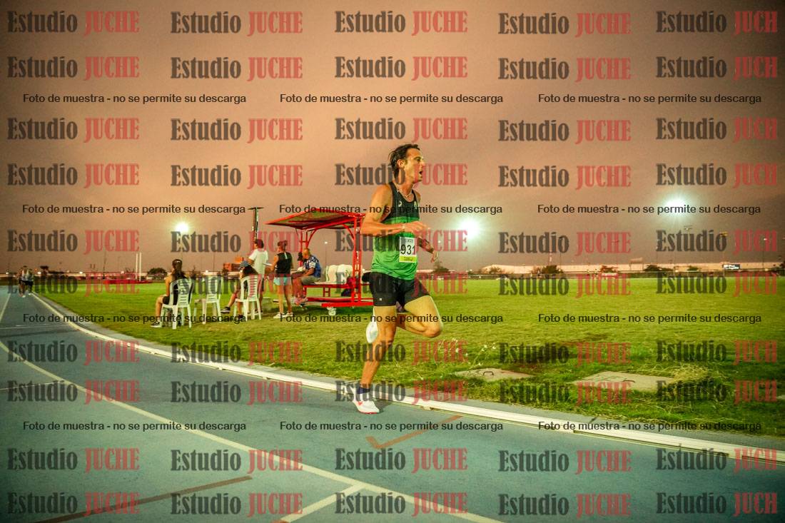 Fotos de los 3000 m llanos de varones