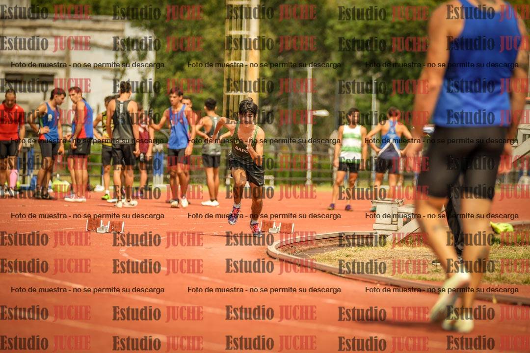 Fotos de los 200 m llanos de varones