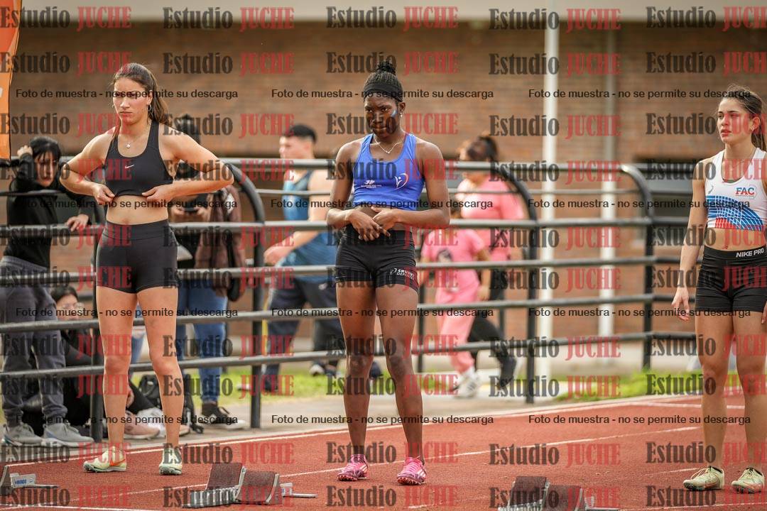 Fotos de los 100 m llanos de mujeres - FINAL