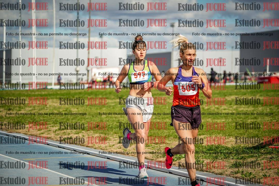 Fotos de los 5000 m llanos de mujeres