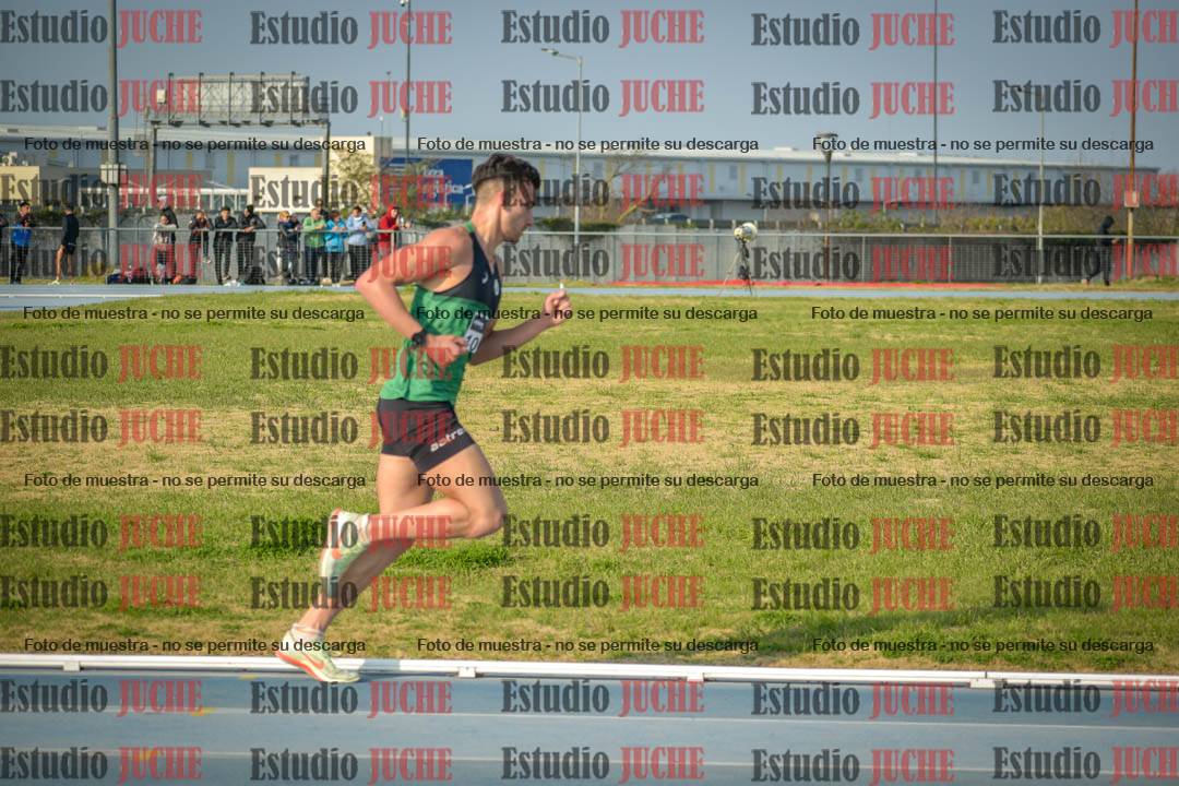 Fotos de los 3000 m llanos de varones