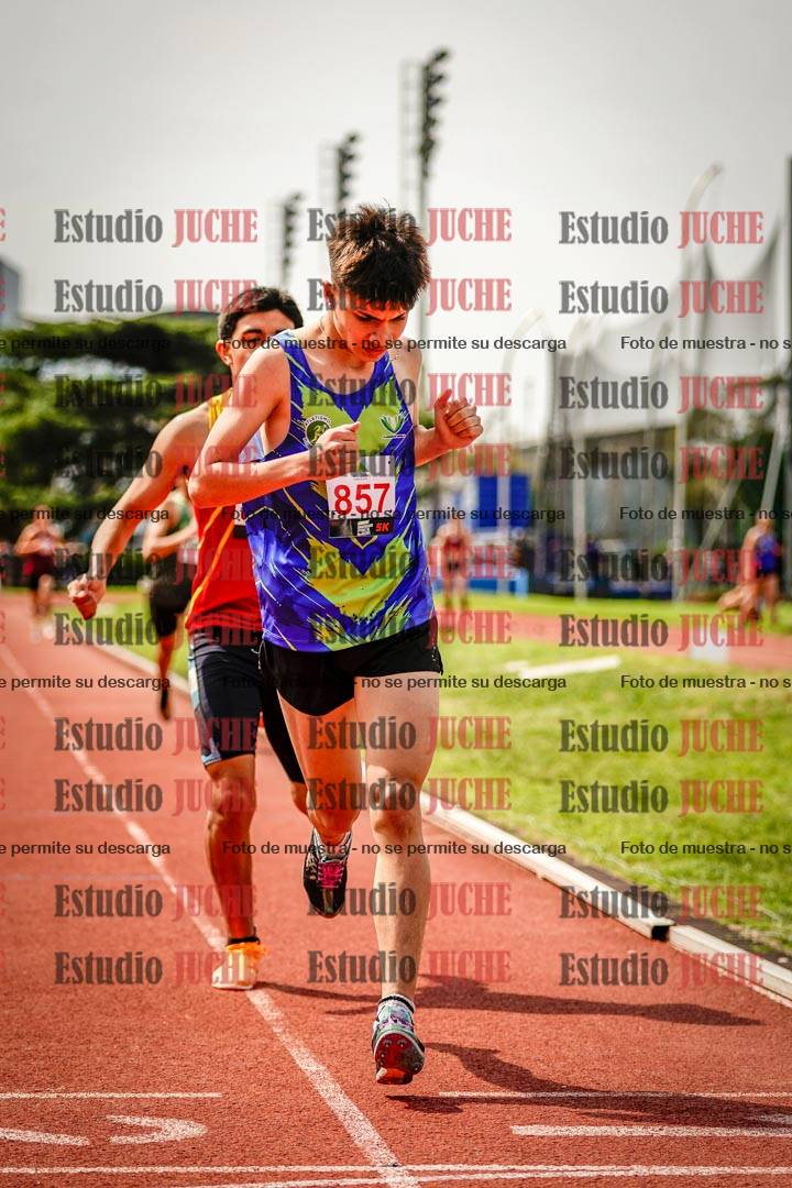 Fotos de los 600 m llanos de varones