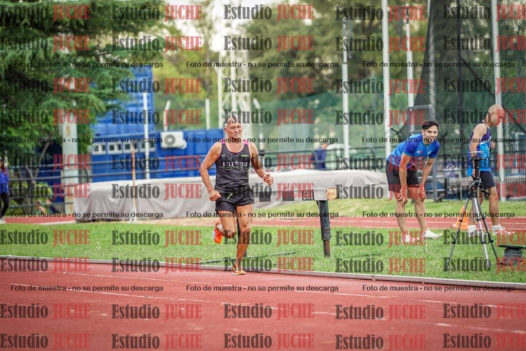 Fotos de los 400 m llanos de varones