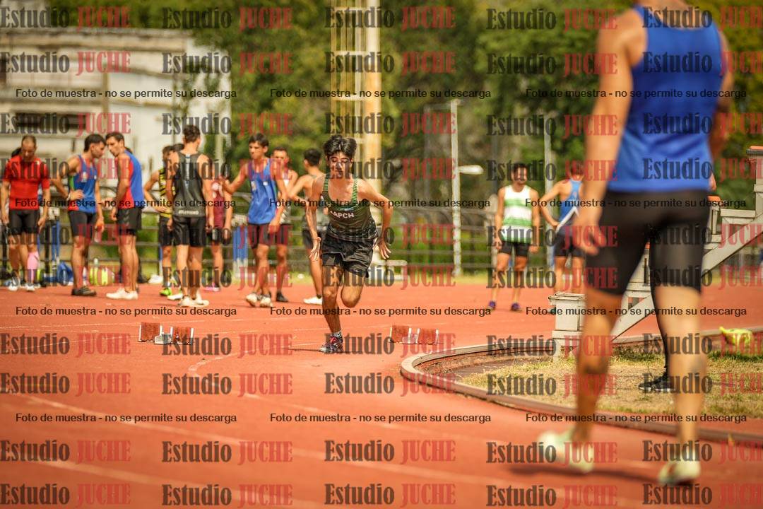 Fotos de los 200 m llanos de varones
