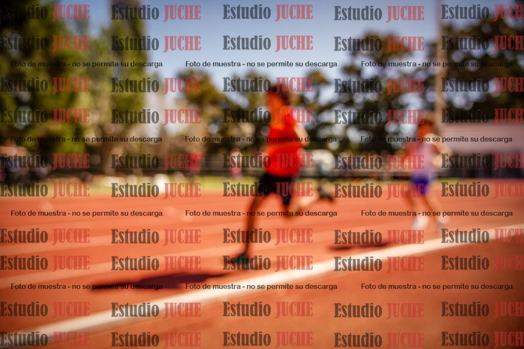 Fotos de los 600 m llanos de varones