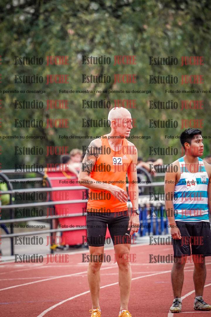 Fotos de los 800 m llanos de varones