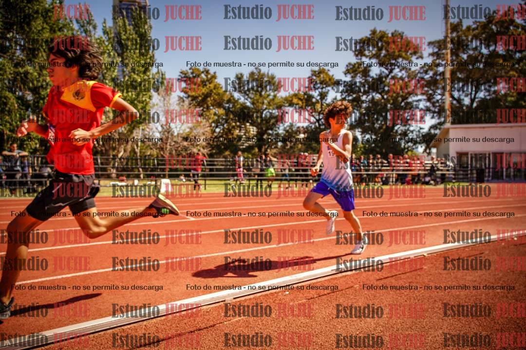 Fotos de los 600 m llanos de varones