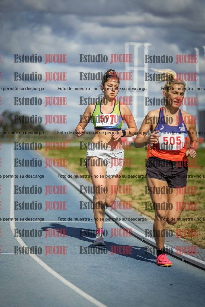 Fotos de los 5000 m llanos de mujeres