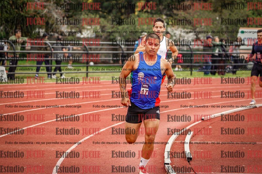 Fotos de los 800 m llanos de varones