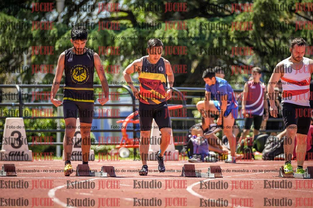 Fotos de los 100 m llanos de varones