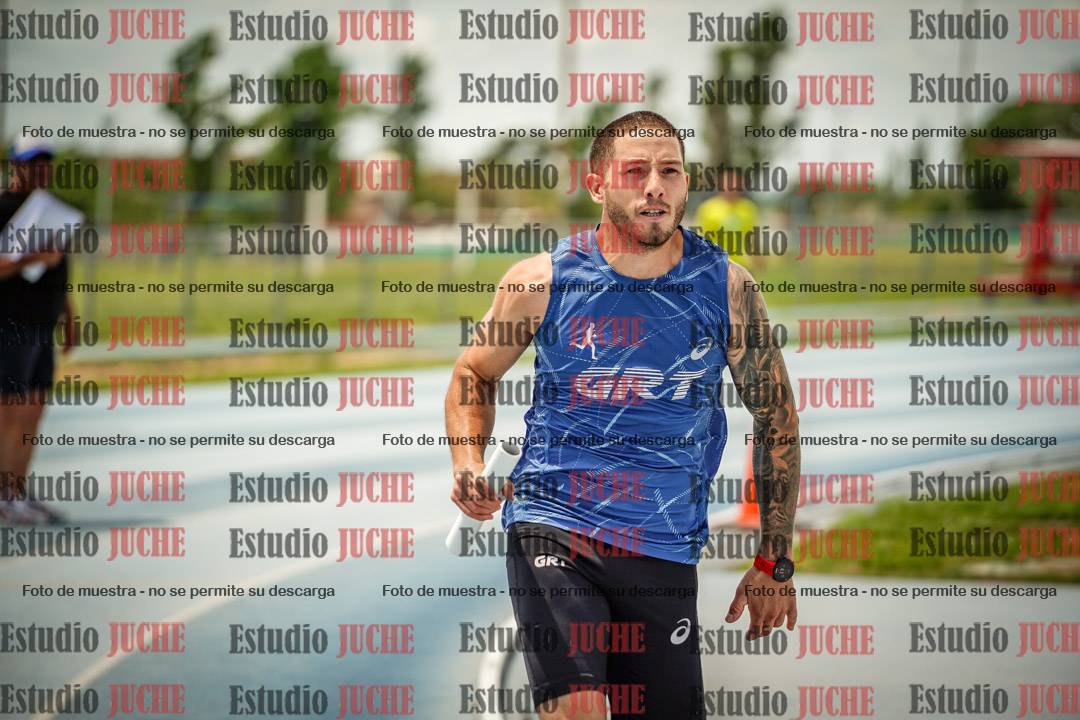 Fotos durante el transcurso de los relevos 20' para running teams - serie 2