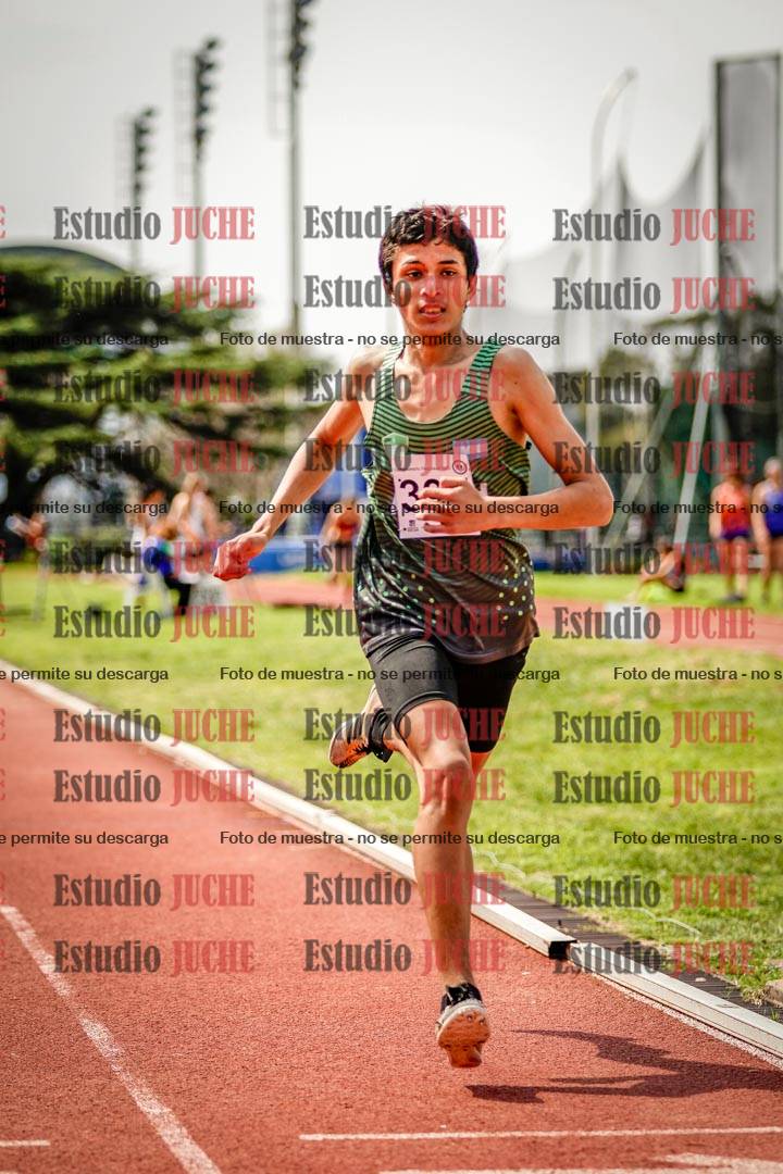 Fotos de los 600 m llanos de varones