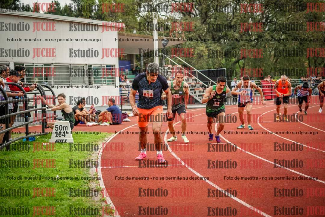 Fotos de los 800 m llanos de varones