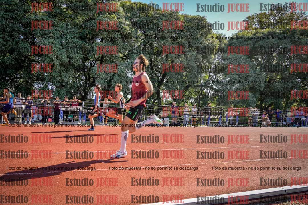 Fotos de los 100 m llanos de varones