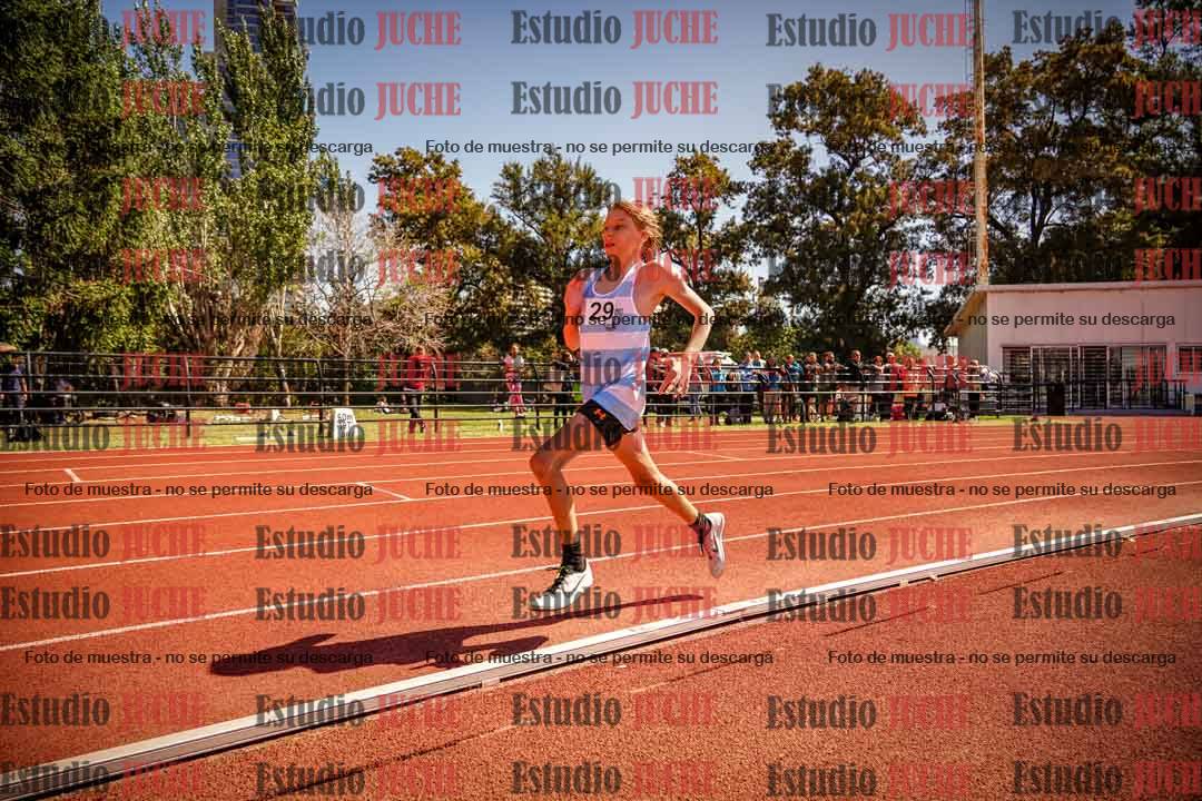 Fotos de los 600 m llanos de varones