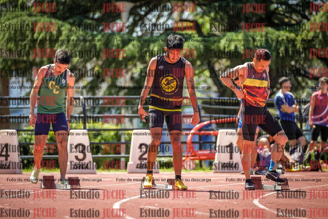 Fotos de los 100 m llanos de varones