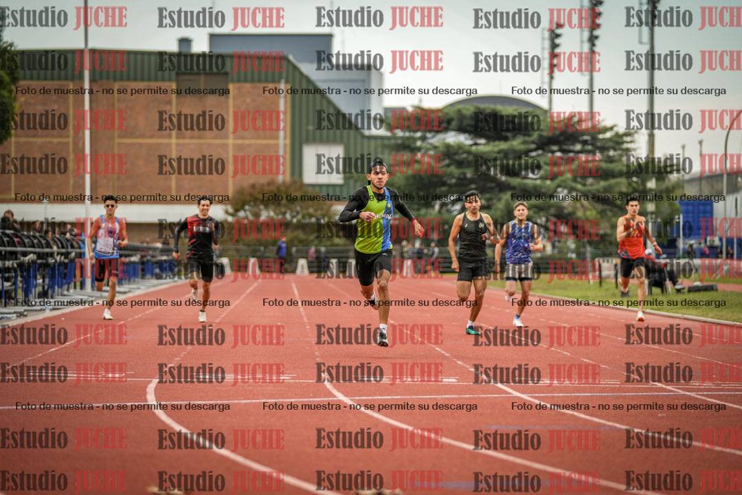 Fotos de los 400 m llanos de varones