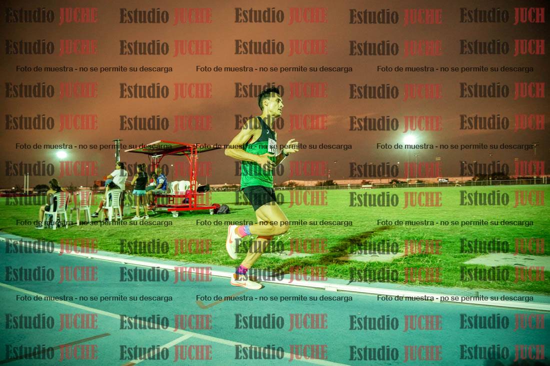 Fotos de los 3000 m llanos de varones