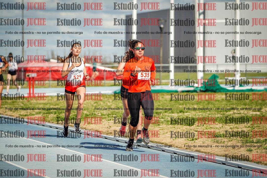 Fotos de los 5000 m llanos de mujeres