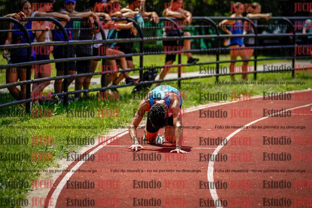 Fotos de los 400 m llanos de varones
