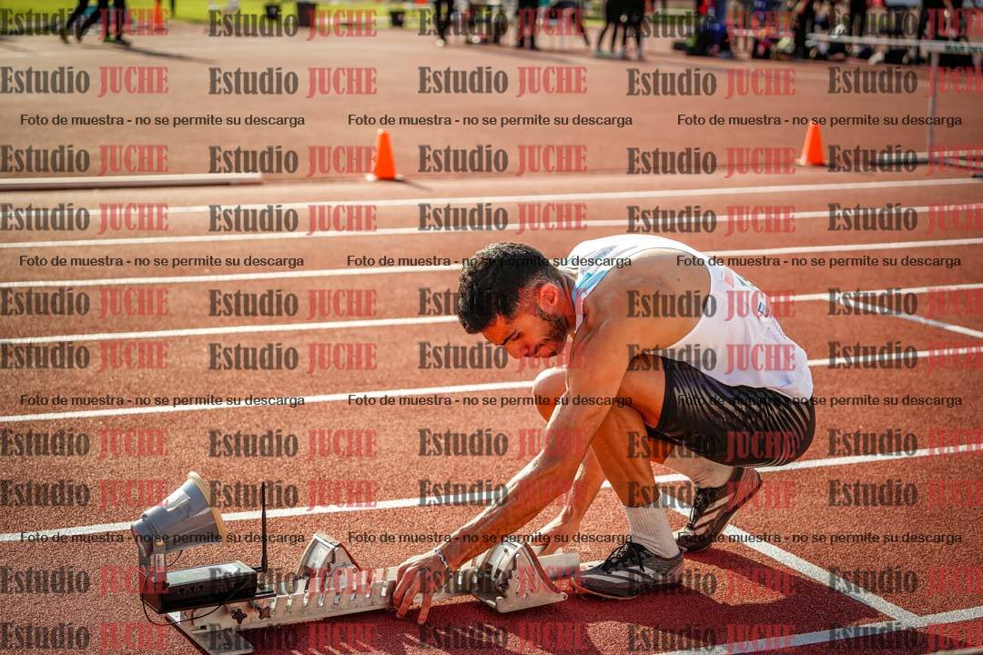 Fotos de los 400 m con vallas de varones