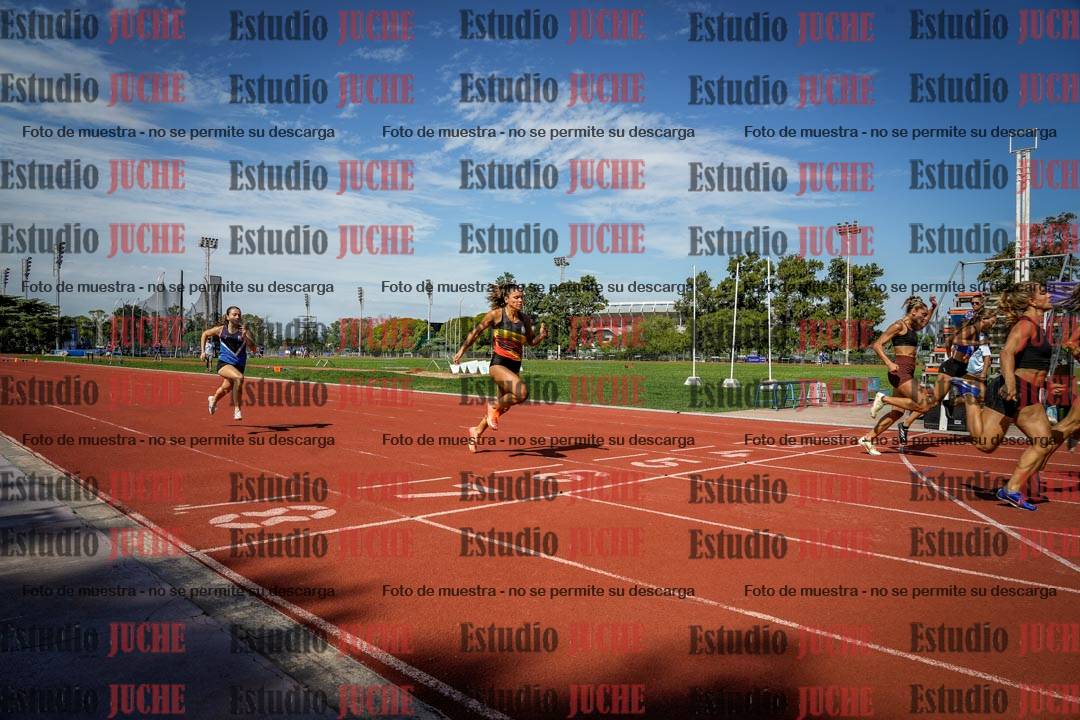Fotos de los 60 m llanos de mujeres