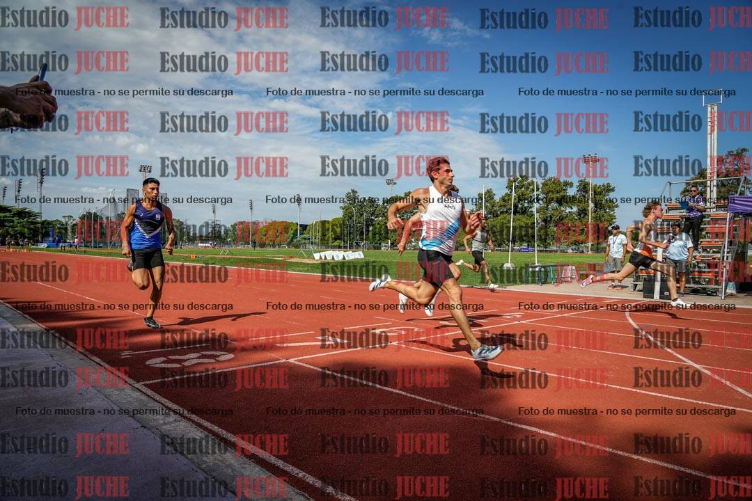 Fotos de los 60 m llanos de varones