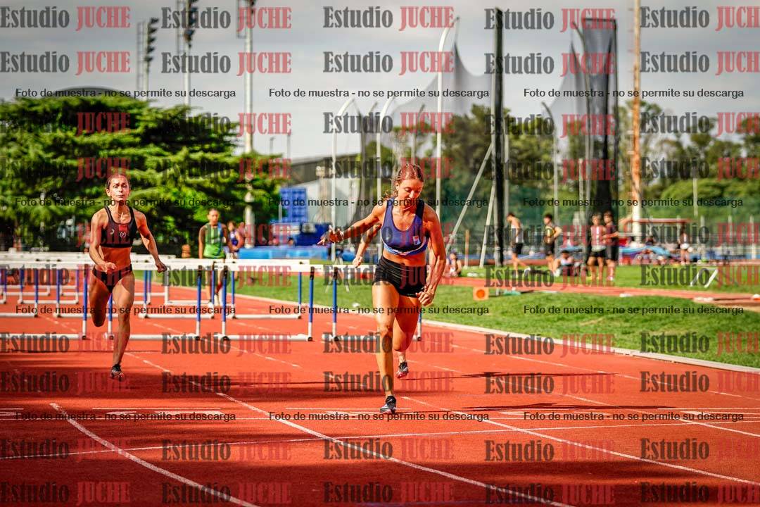 Fotos de los 60 m con vallas de mujeres
