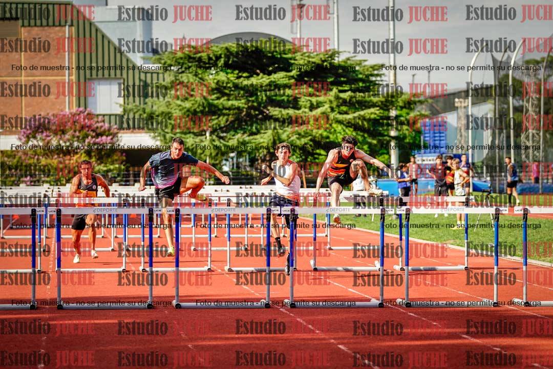Fotos de los 60 m con vallas de varones