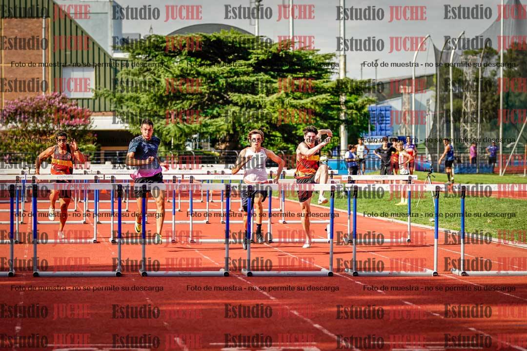 Fotos de los 60 m con vallas de varones