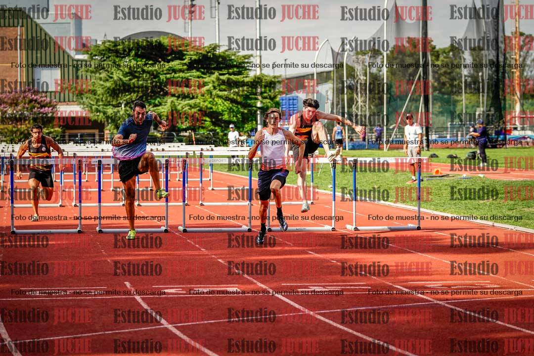 Fotos de los 60 m con vallas de varones