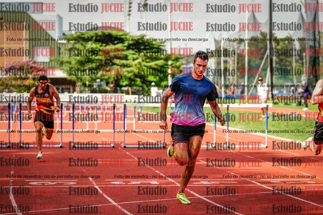 Fotos de los 60 m con vallas de varones