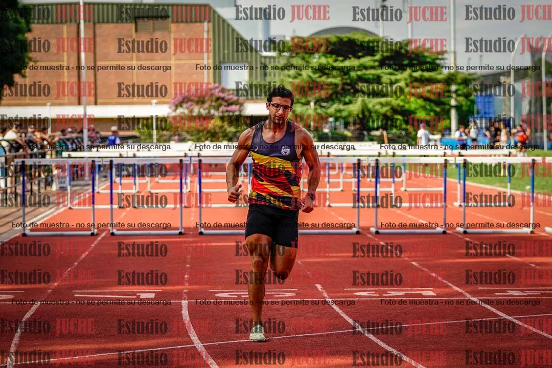 Fotos de los 60 m con vallas de varones