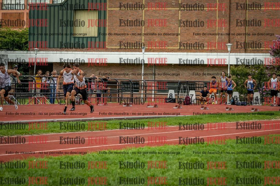 Fotos de los 100 m llanos de varones