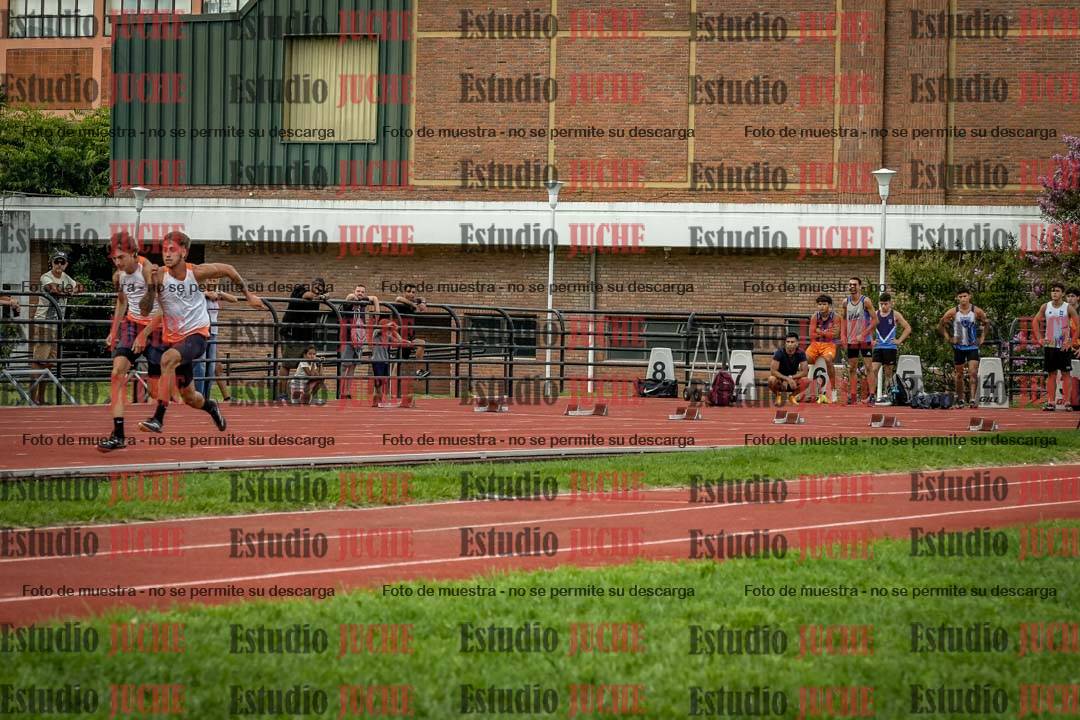 Fotos de los 100 m llanos de varones