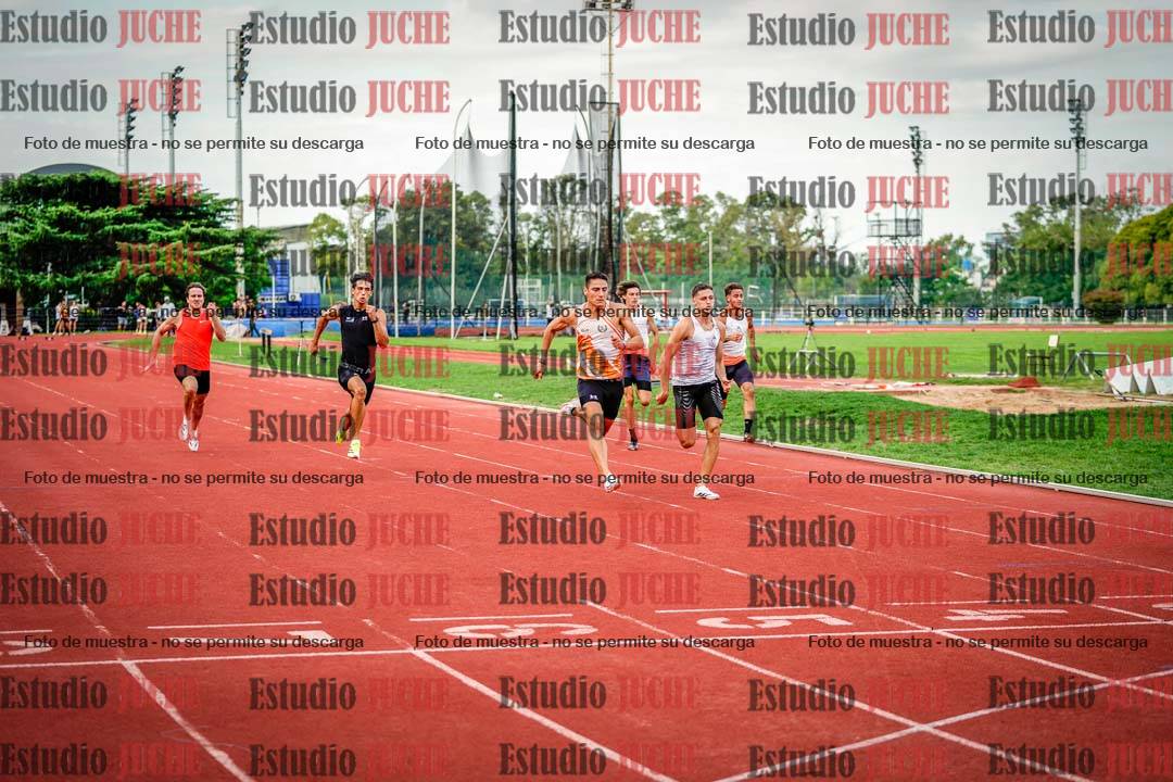 Fotos de los 100 m llanos de varones