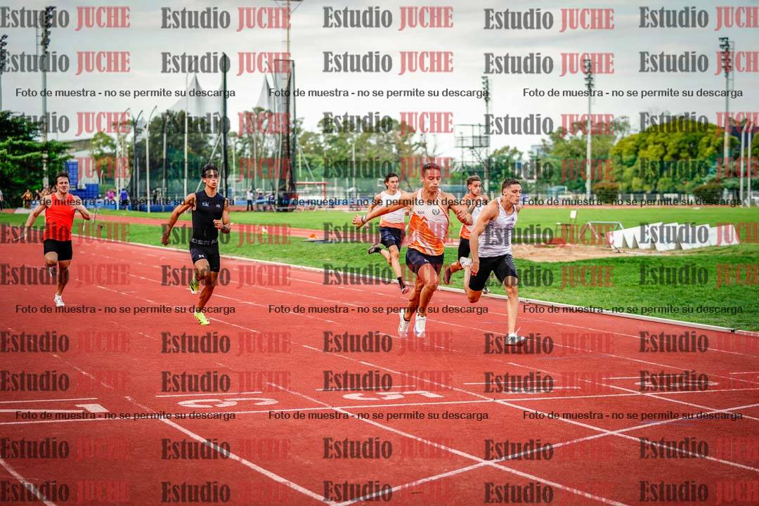 Fotos de los 100 m llanos de varones