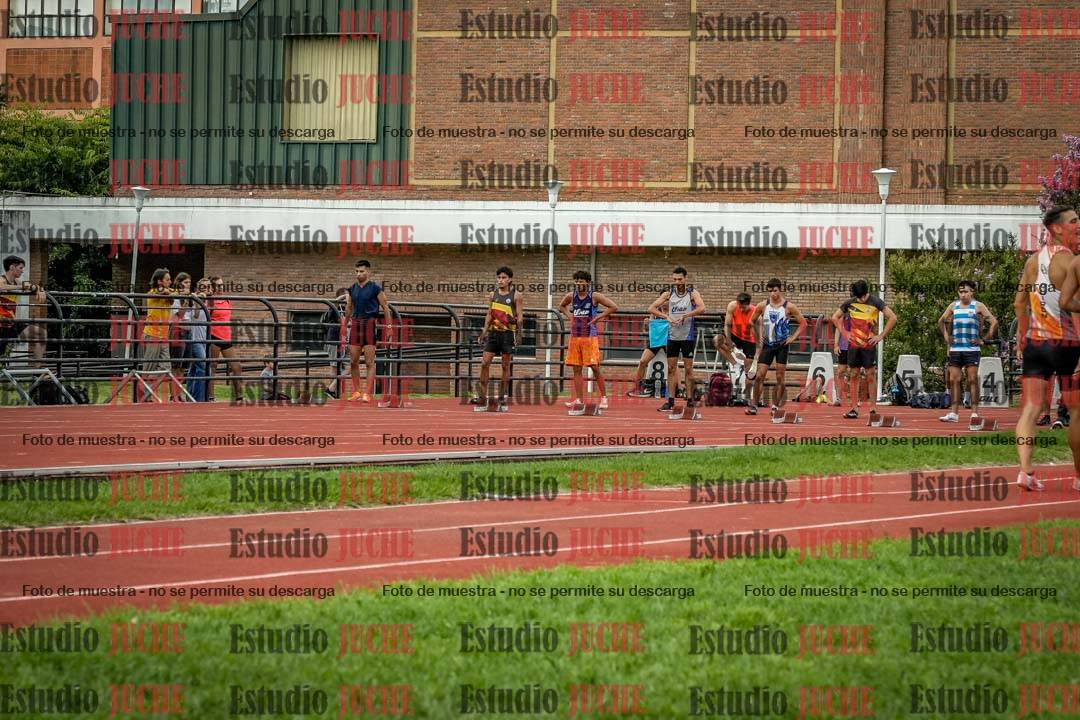 Fotos de los 100 m llanos de varones