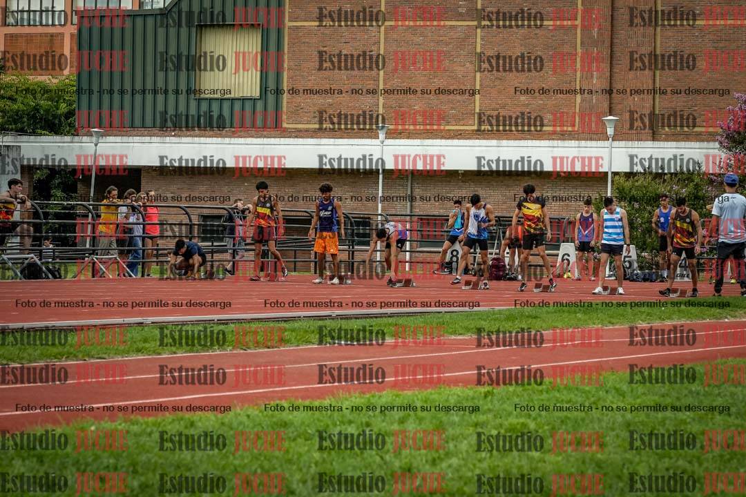 Fotos de los 100 m llanos de varones