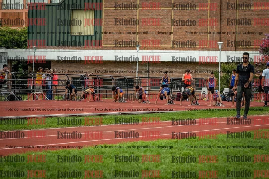 Fotos de los 100 m llanos de varones