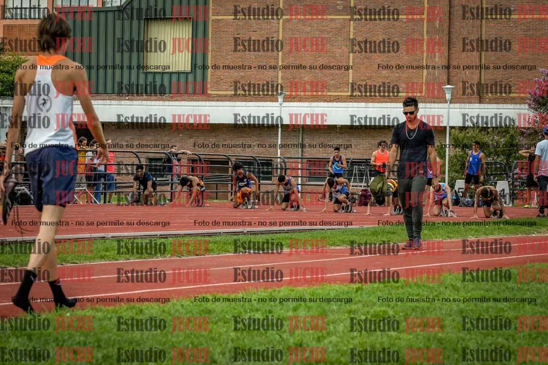 Fotos de los 100 m llanos de varones