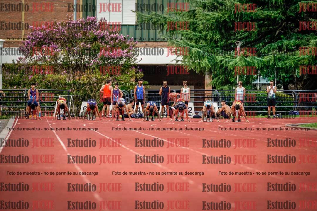 Fotos de los 100 m llanos de varones