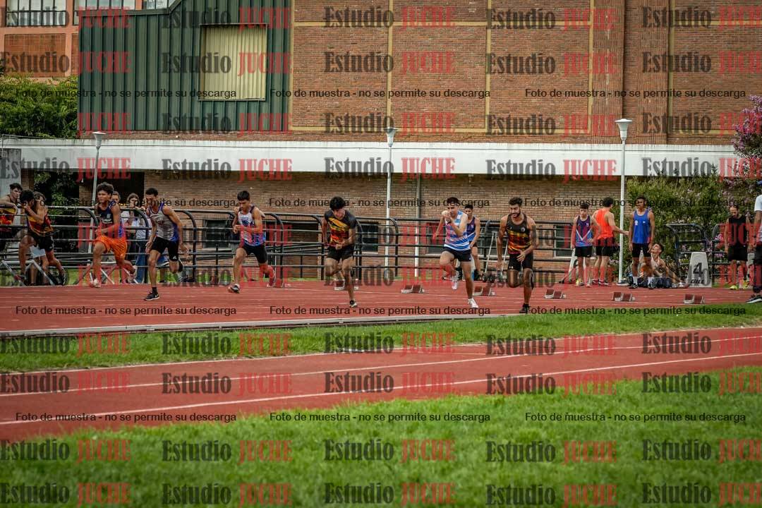 Fotos de los 100 m llanos de varones