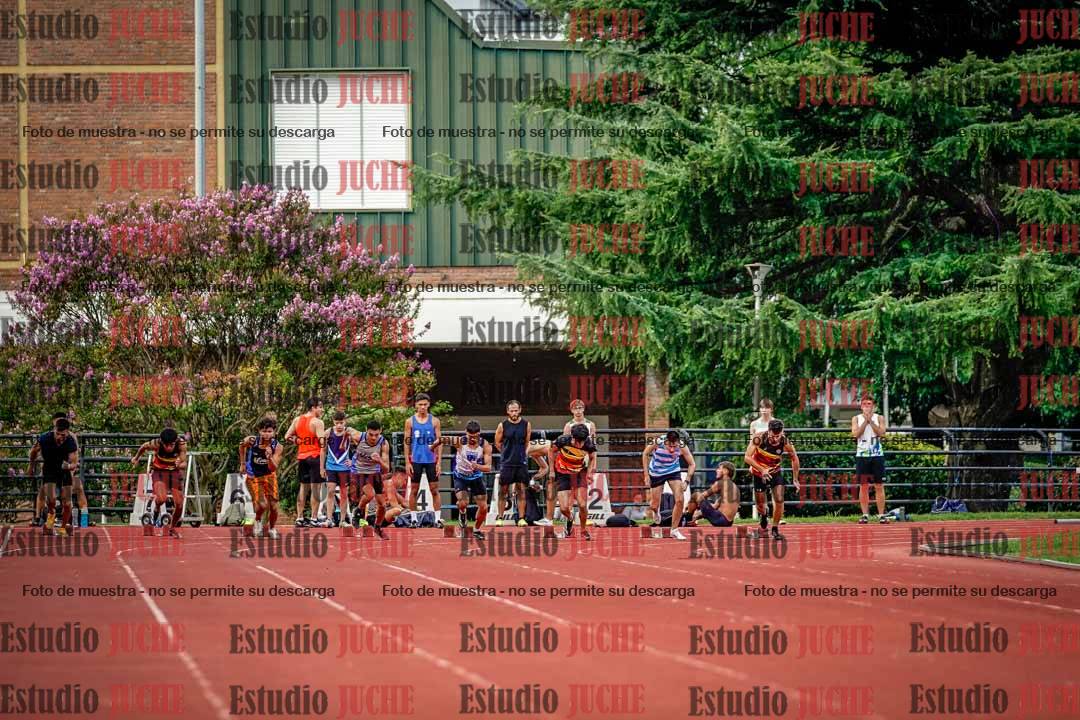 Fotos de los 100 m llanos de varones