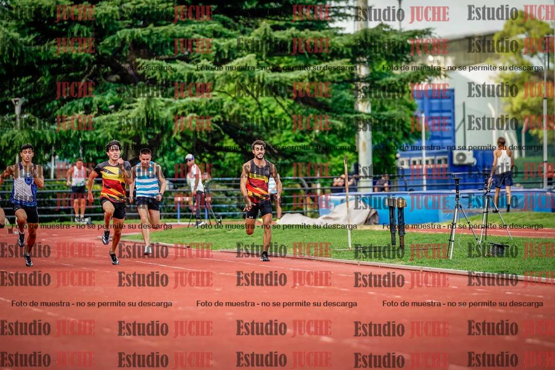 Fotos de los 100 m llanos de varones