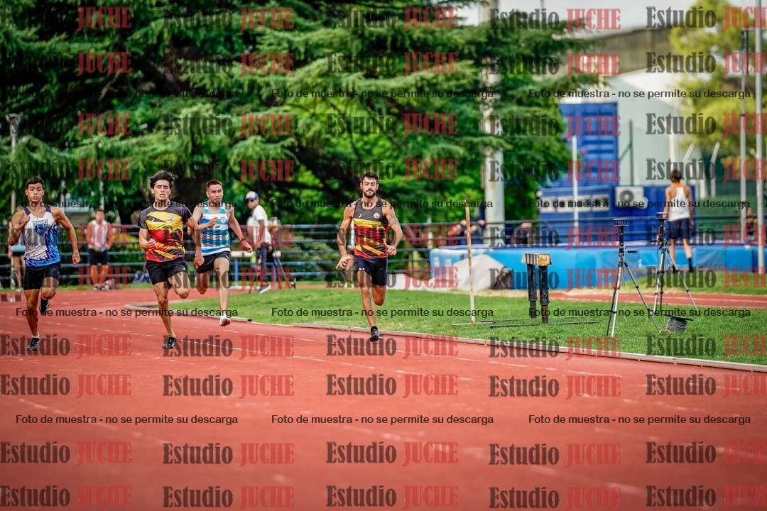 Fotos de los 100 m llanos de varones