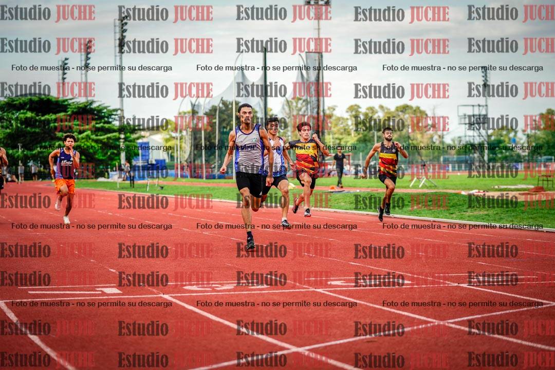 Fotos de los 100 m llanos de varones