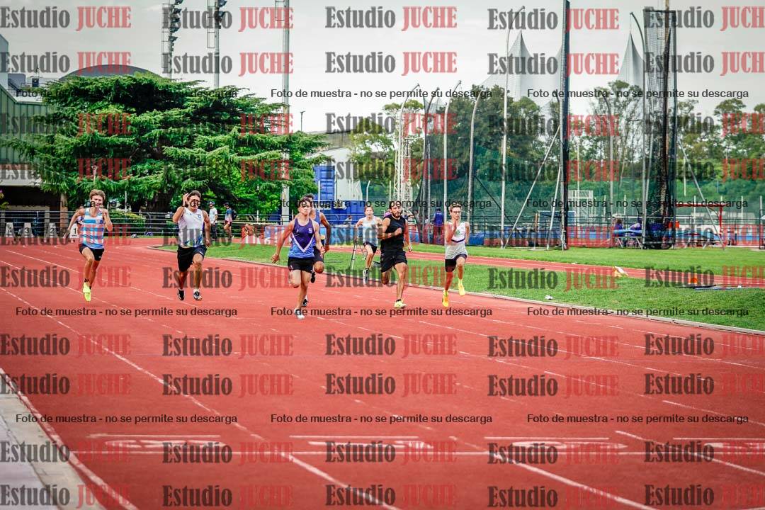Fotos de los 100 m llanos de varones