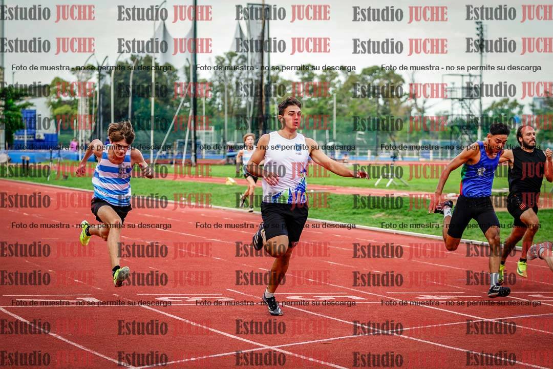 Fotos de los 100 m llanos de varones